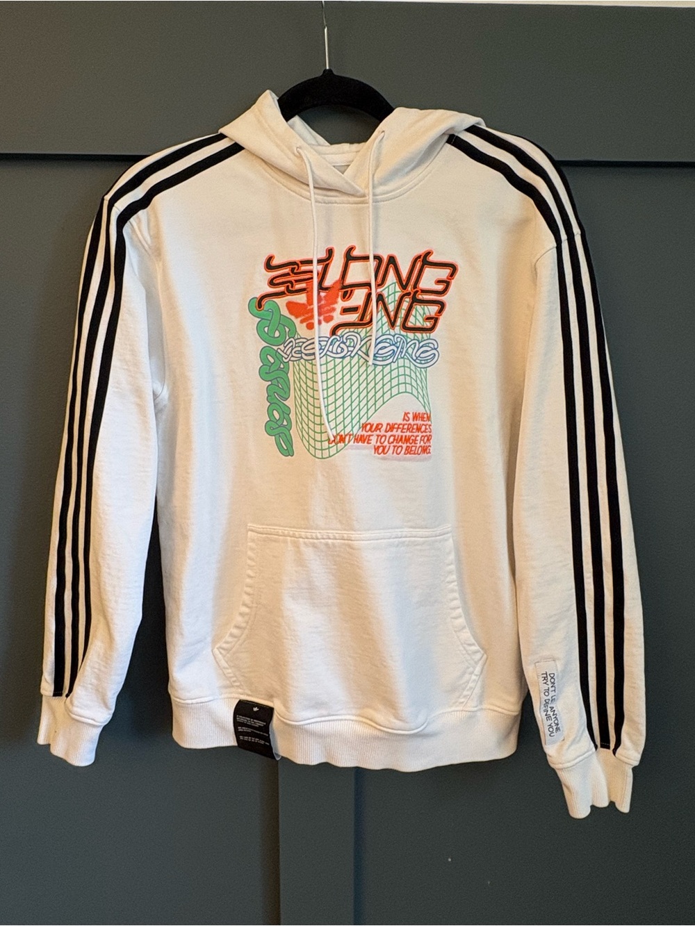 Adidas Originals White Lifestyle 3-Stripes "Belonging" Graphic Hoodie Size Med